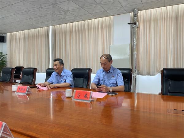首钢矿山机械制造厂党委书记一行到日博集团电工学习交流